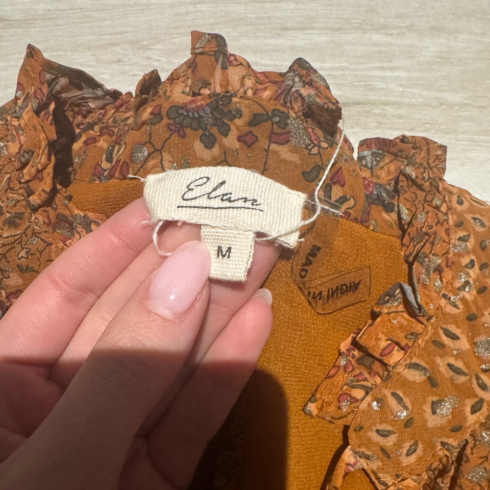Elan Women's Rust Floral Blouse - Picture 4 of 5